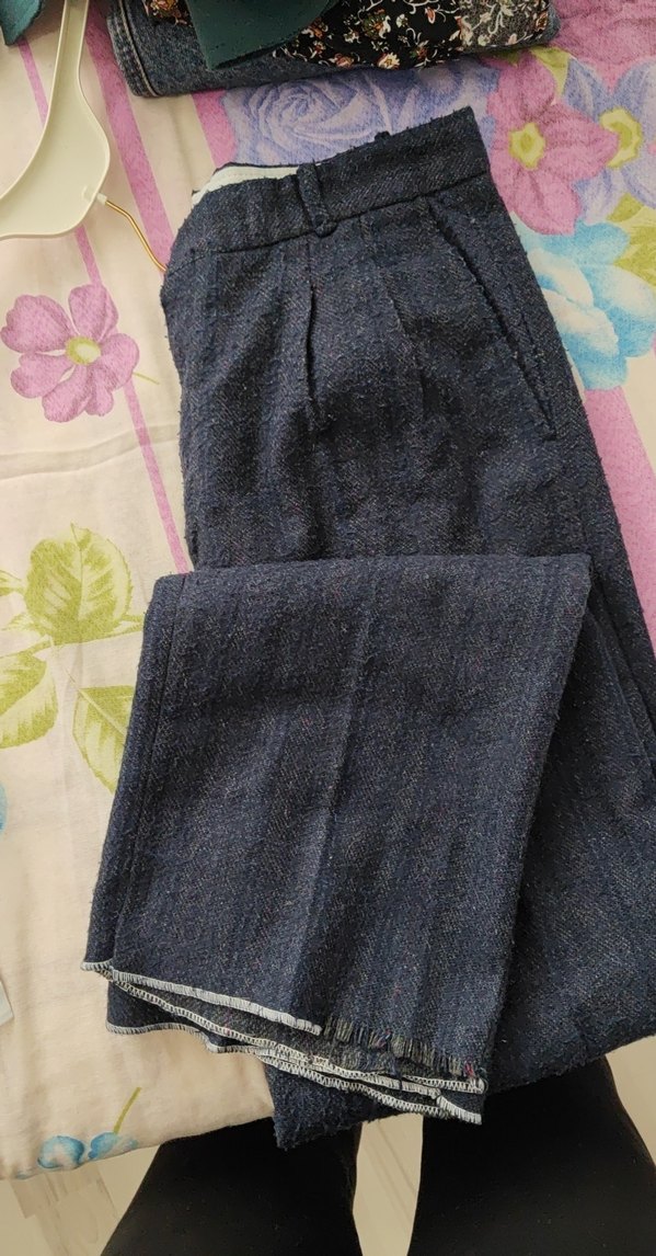 Lacivert Kadın Denim Piliseli Pantolon - Görsel 3