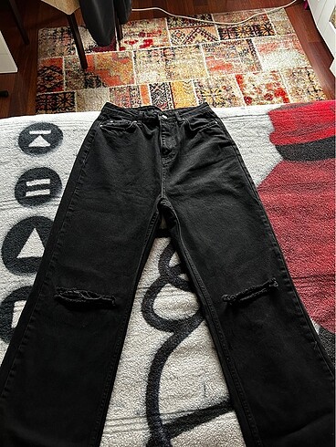Trendyol yırtmaçlı pantolon