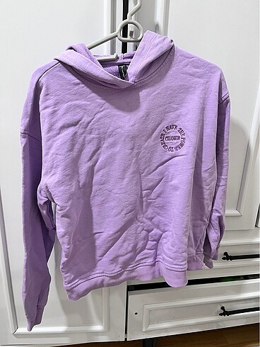 lila crop sweatshirt