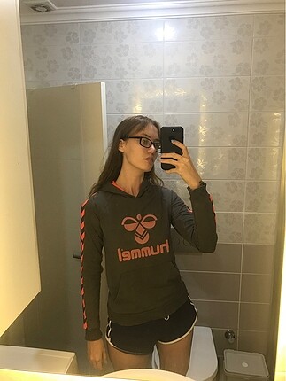 Hummel sweatshirt