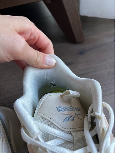 37,5 Beden beyaz Renk Reebok sneaker