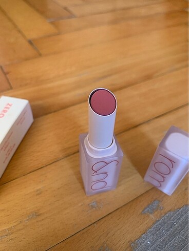 Beden romand zero matte lipstick envy me rengi
