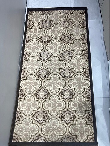 Pierre Cardin 2 metre kare halı