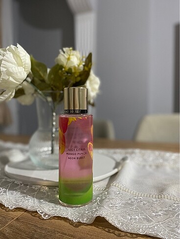 Victoria s Secret VİCTORİA SECRET VÜCUT SPREYİ