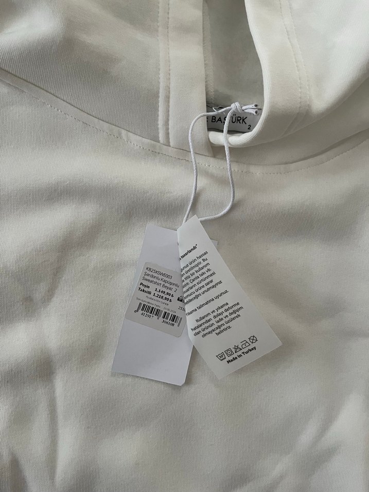 Beyaz Kapüşonlu Kadın Sweatshirt - Görsel 2