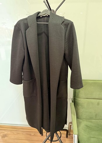 Kadın Siyah Uzun Ceket - Görsel 2