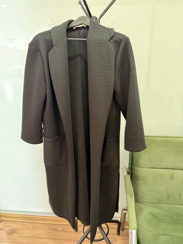 Kadın Siyah Uzun Ceket - Görsel 2