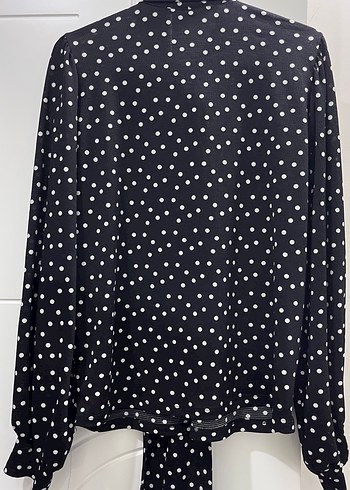 Zara Puantiyeli Bağlamalı Şık Bluz - Görsel 4