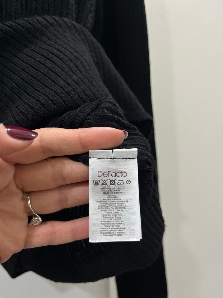 Defacto Siyah V Yaka İnce Örgü Kadın Kazak - Görsel 4