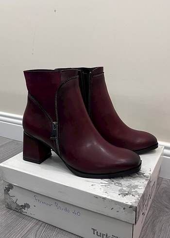 Bordo Deri Fermuarlı Kadın Bot - Görsel 8