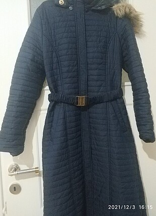 Mont 1 kere giyindim hiç bir kusuru yok bana olmadığı için satıy