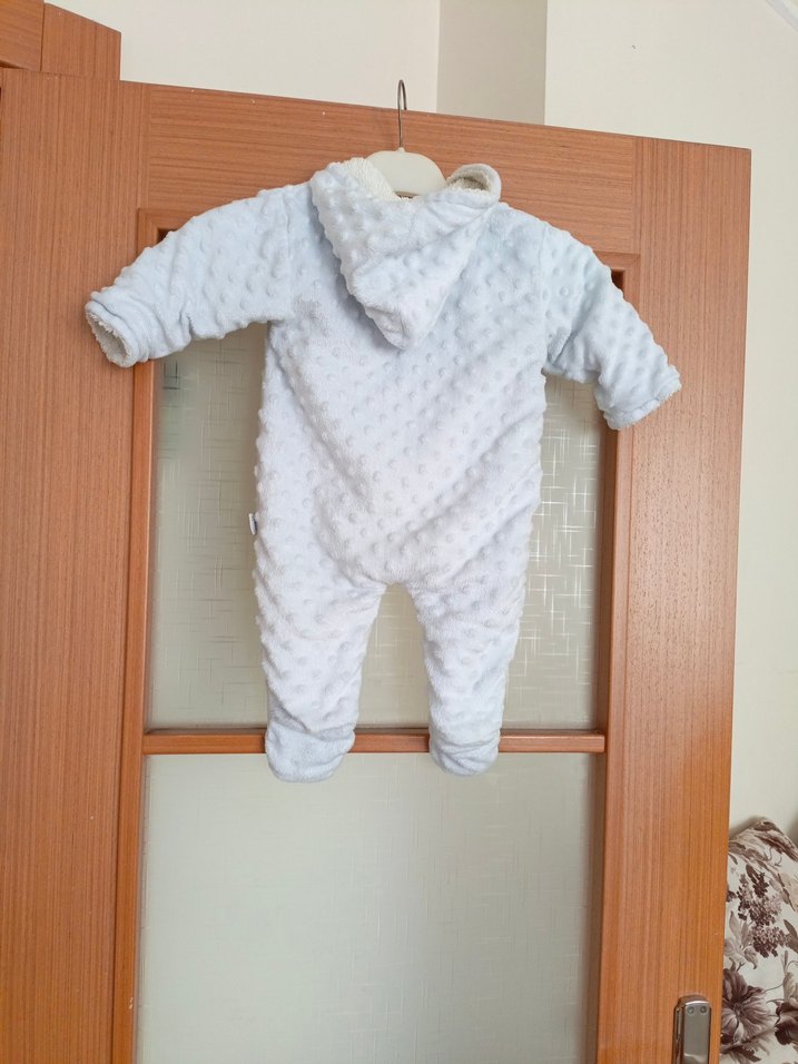 Düğmeli Beyaz Bebek Tulumu - Görsel 3