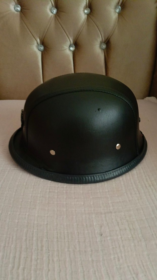 Siyah Deri Kemerli Klasik Motosiklet Kaskı - Görsel 2