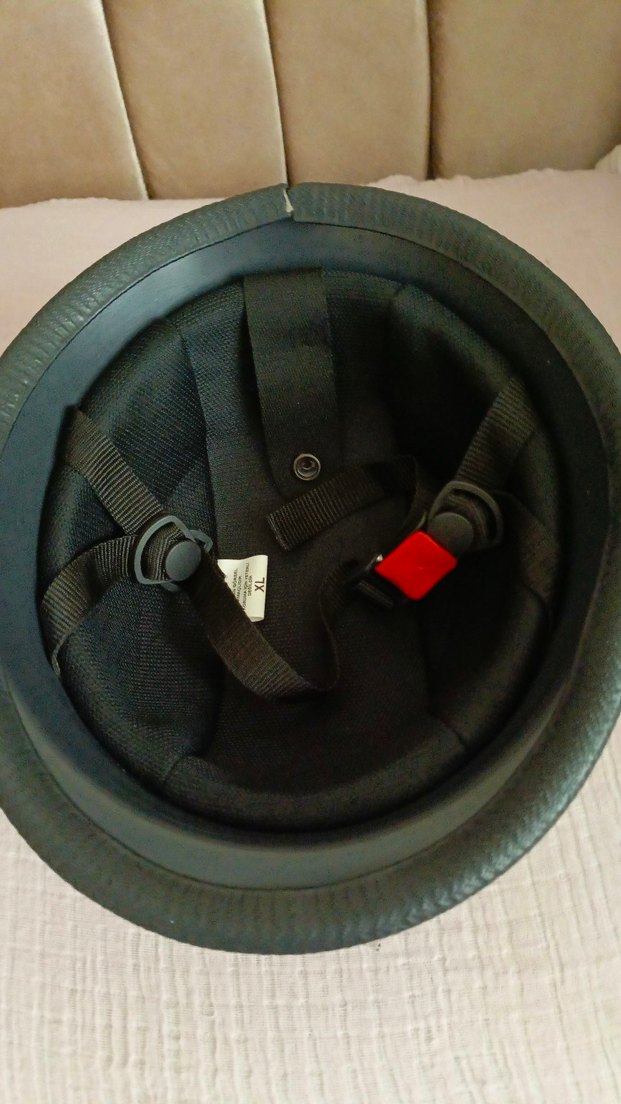 Siyah Deri Kemerli Klasik Motosiklet Kaskı - Görsel 5