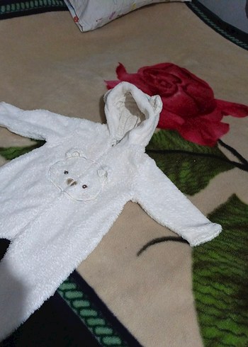 Kapüşonlu Beyaz Bebek Tulumu - Görsel 6