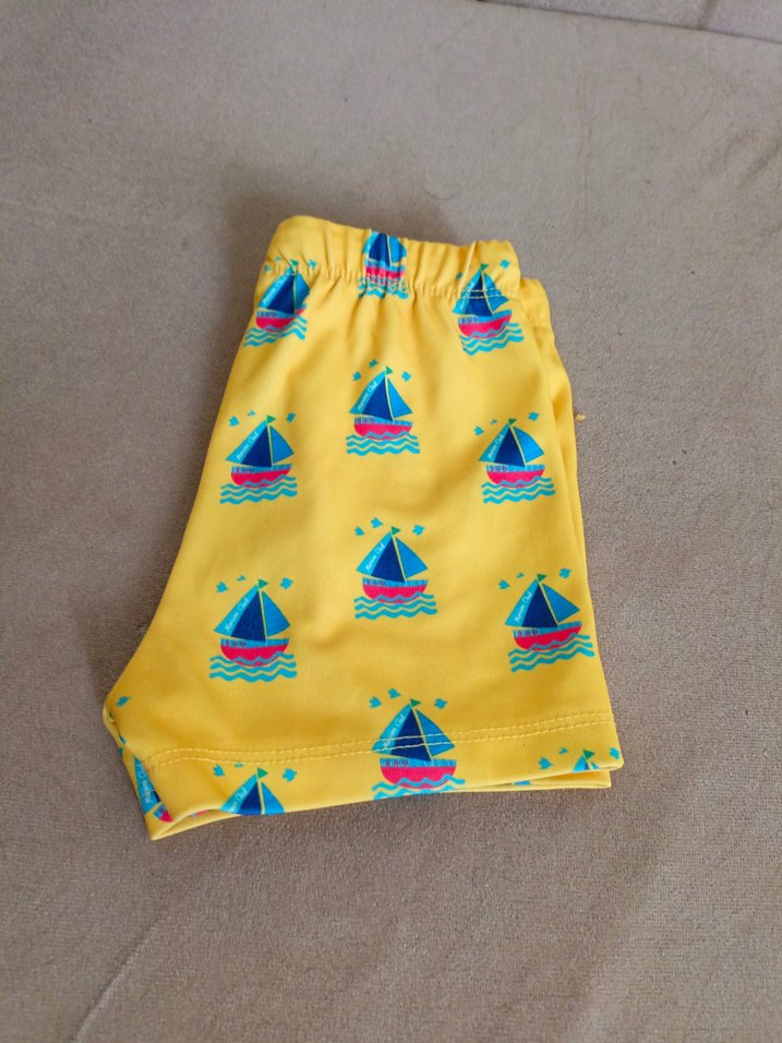 Sarı Erkek Çocuk Deniz Şortu - Görsel 2