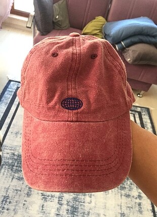 Pull and bear şapka 