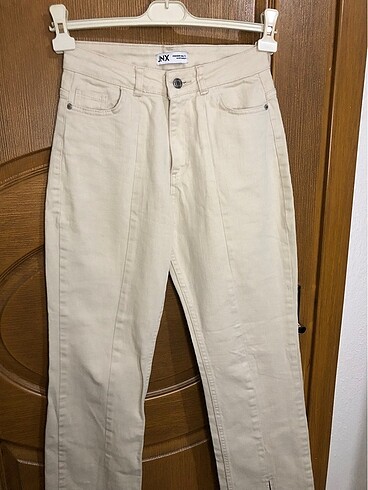 Bej pantolon