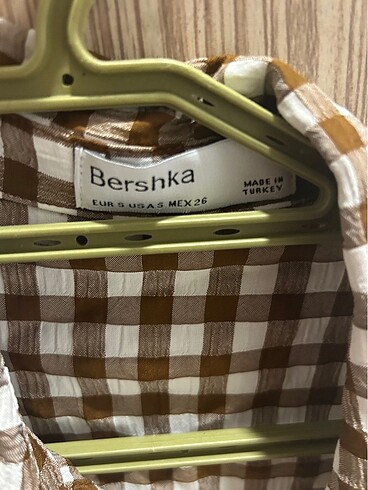 s Beden bershka gömlek