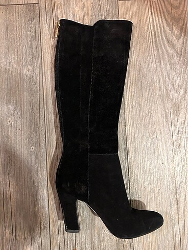 38 Beden Vince Camuto - Süet Topuklu Çizme