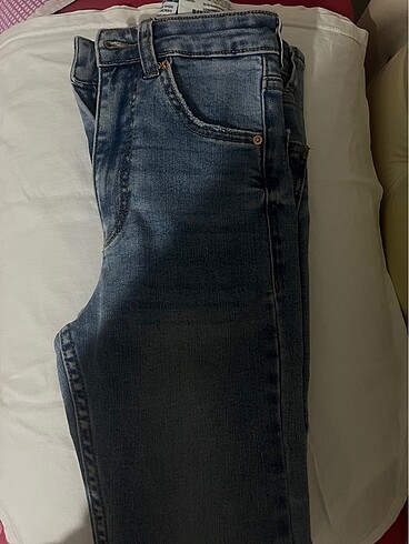 bershka jean