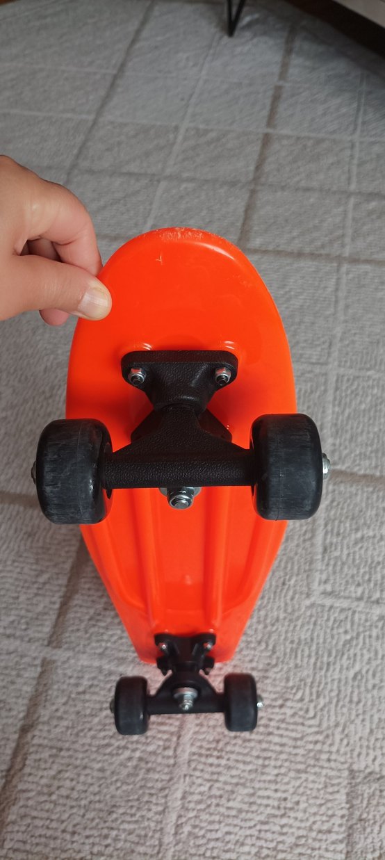 Turuncu kaykay - Görsel 5