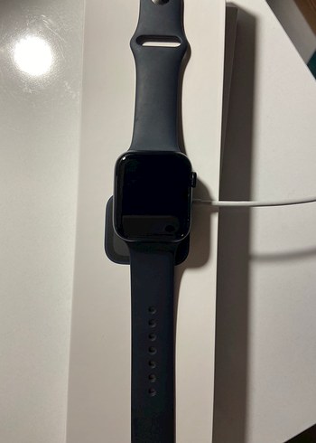 Apple Watch SE 2.Nesil 44mm