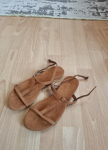 H&M H&M Camel sandalet 