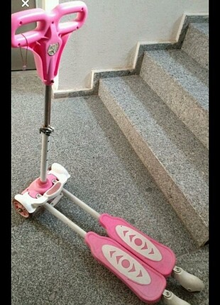 Pembe scooter