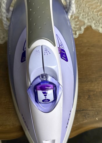 Tefal T150 Buharlı Ütü Gri lila Beyaz - Görsel 3
