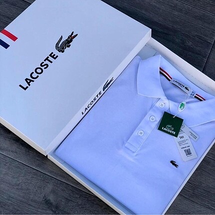 Lacoste Polo yaka