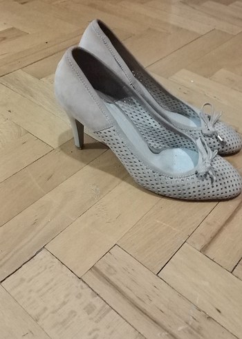 Hotiç Bej Modern Klasik Yazlık Stiletto Kadın Ayakkabı