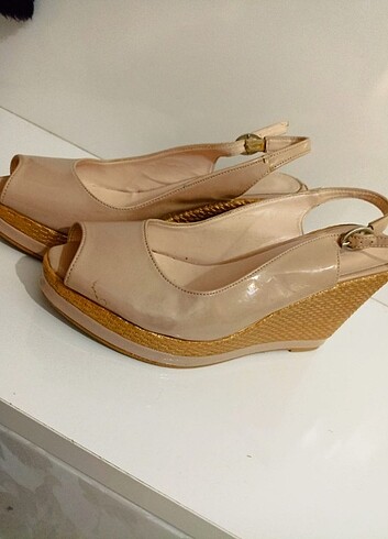 Dolgu topuk ayakkabı  - Görsel 2
