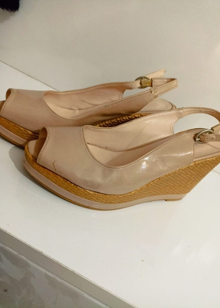 Dolgu topuk ayakkabı  - Görsel 2