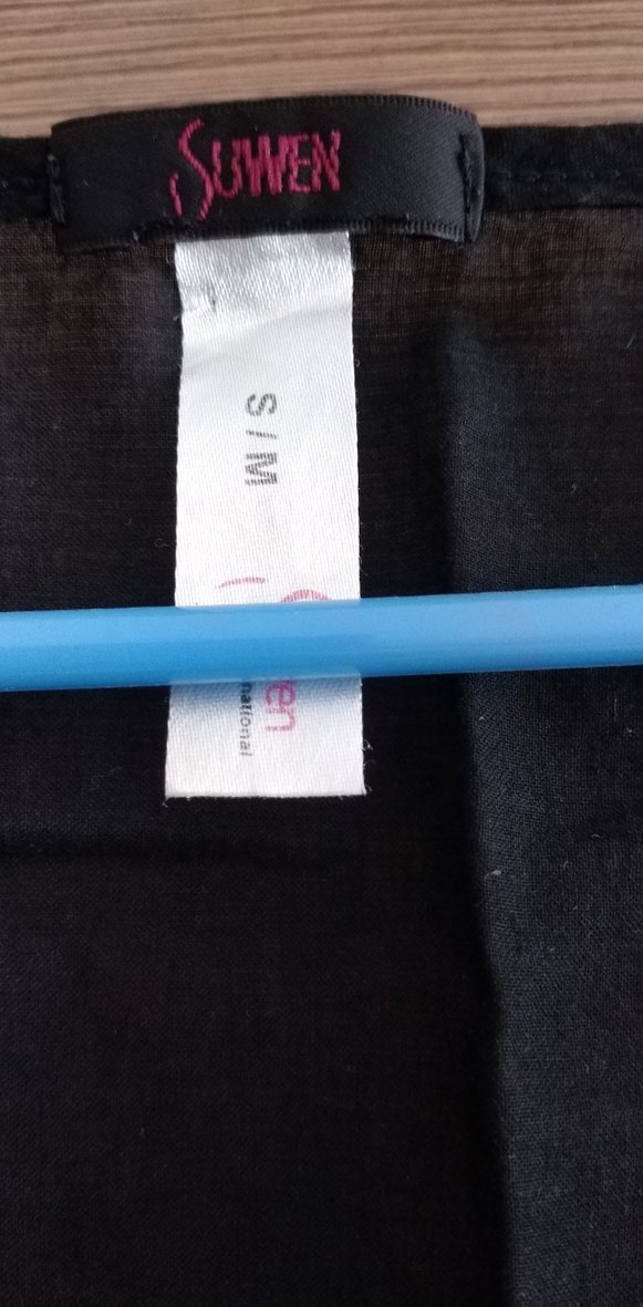 Siyah plaj, havuz kıyafeti. Yırtmaçlı - Görsel 4