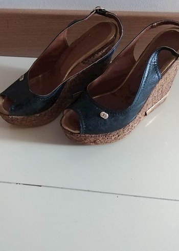 Chanel Chanel marka dolgu topuk
