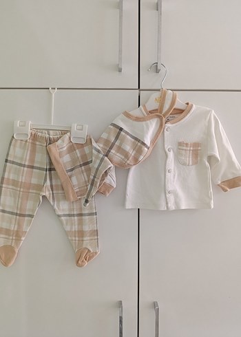 Aziz Bebe Yenidoğan