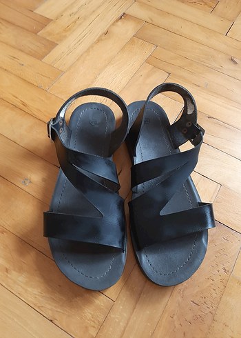 LC Waikiki Siyah Kadın Sandalet