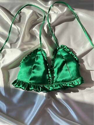 s Beden Saten bralet