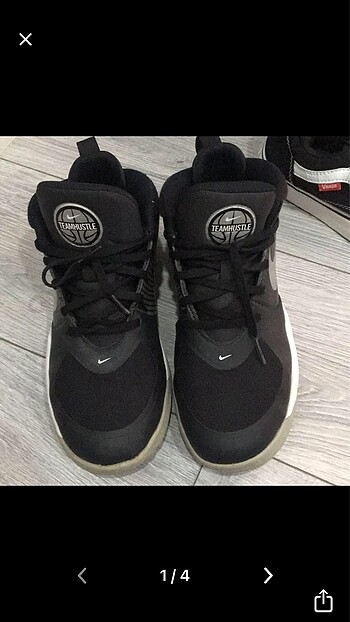 nike team hustle d9