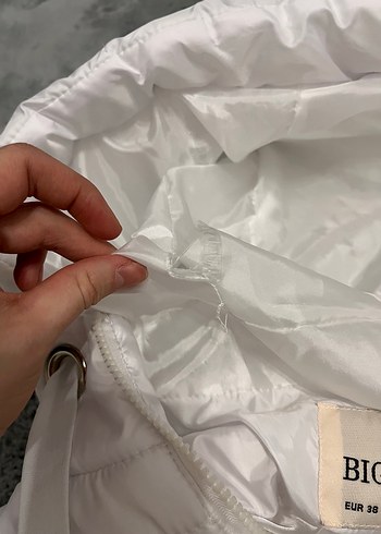 Beyaz Fermuarlı Midi Street Wear Kadın Mont - Görsel 7