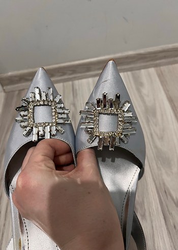 Gri Metal Tokalı Stiletto Kadın Abiye Ayakkabı - Görsel 6