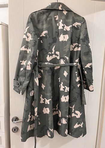 Kadın Kamuflaj Desenli Uzun Trençkot - Görsel 7