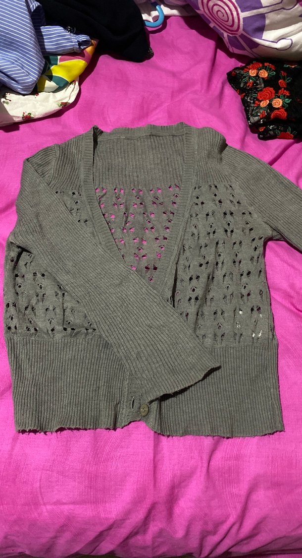 Gri V Yaka Örgü Kadın Hırka - Görsel 2