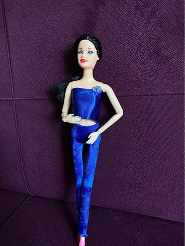 Barbie bebek spor takım taşlı