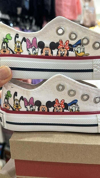 32 Beden Çocuk converse (unisex )