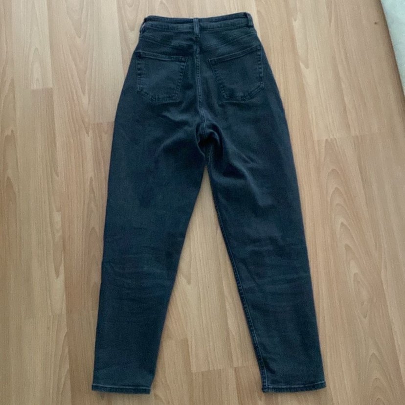 H&M likralı mom jean - Görsel 2