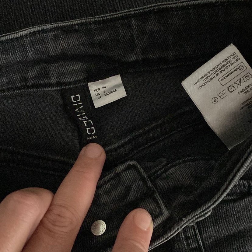 H&M likralı mom jean - Görsel 3