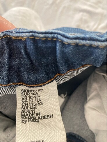 10 Yaş Beden lacivert Renk H&M erkek çocuk jean