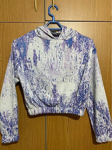 Crop sweatshirt